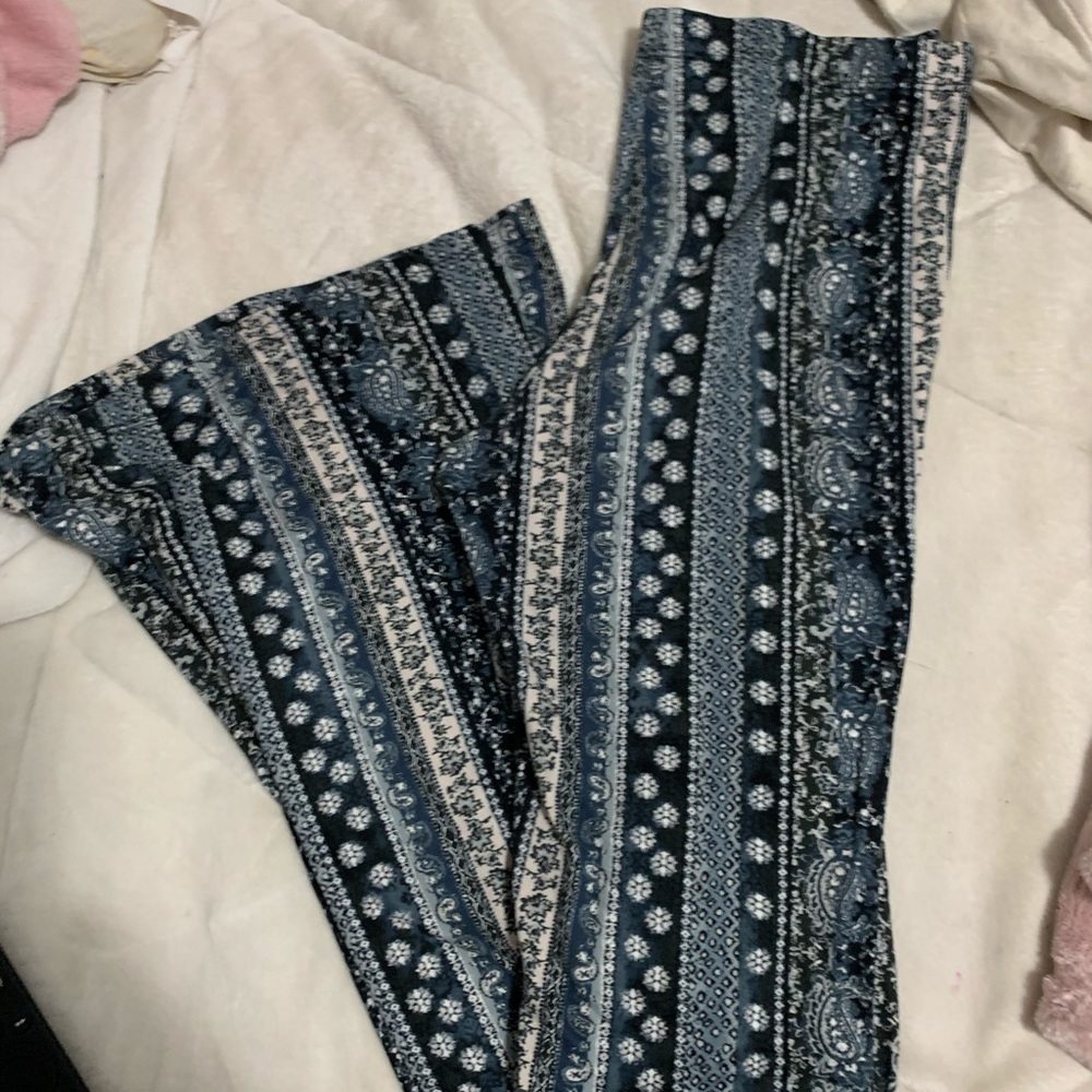 Flowy pants 🐬